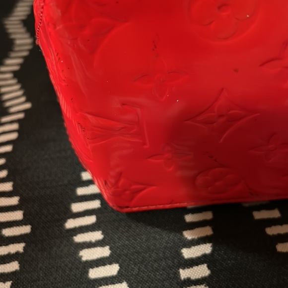 Louis Vuitton Reade mm Vernis Leather Tote - Picture 4 of 11